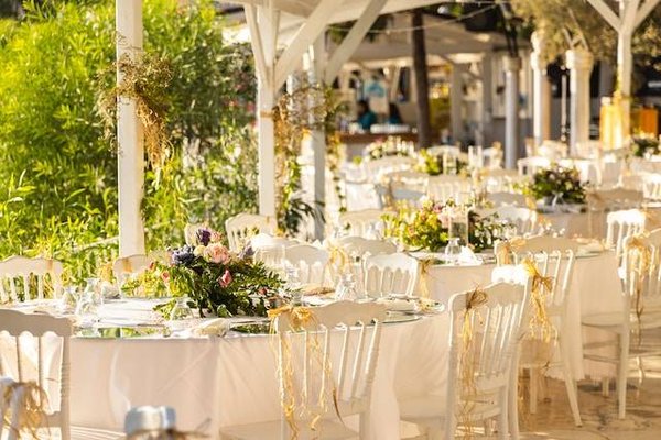 Quelles sont les couleurs tendances pour un mariage en 2023 ?