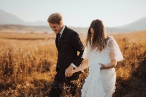 Lieux de mariage idylliques au Pays Basque, offrant des cadres naturels et des services personnalisés pour des cérémonies inoubliables.